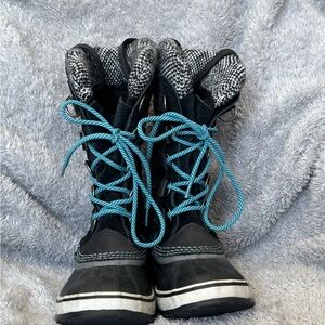 Sorel Joan of Arctic Black Knit Waterproof Winter Boots Women’s 6 Cold Weather